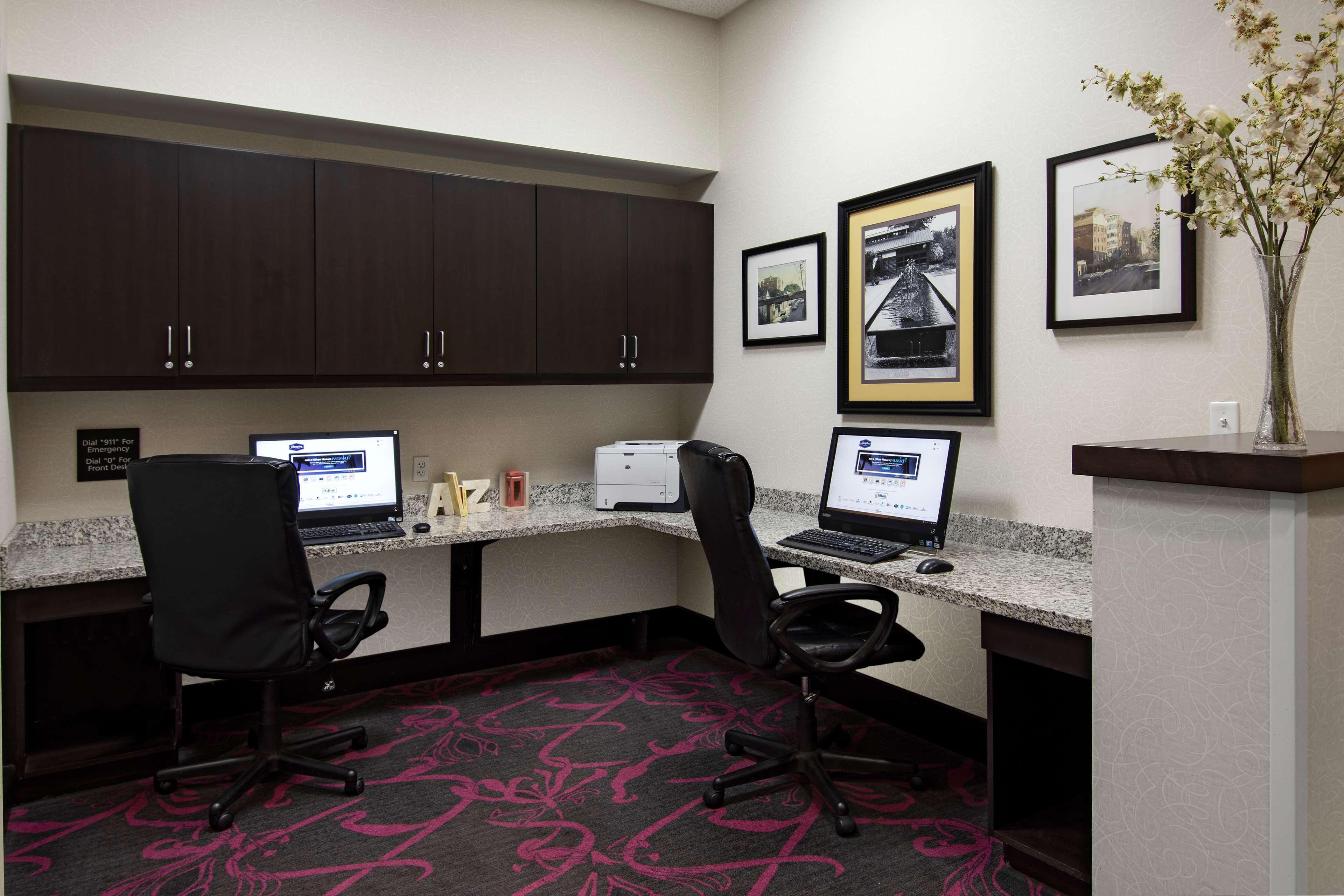 Hampton Inn & Suites - Raleigh Downtown Zewnętrze zdjęcie