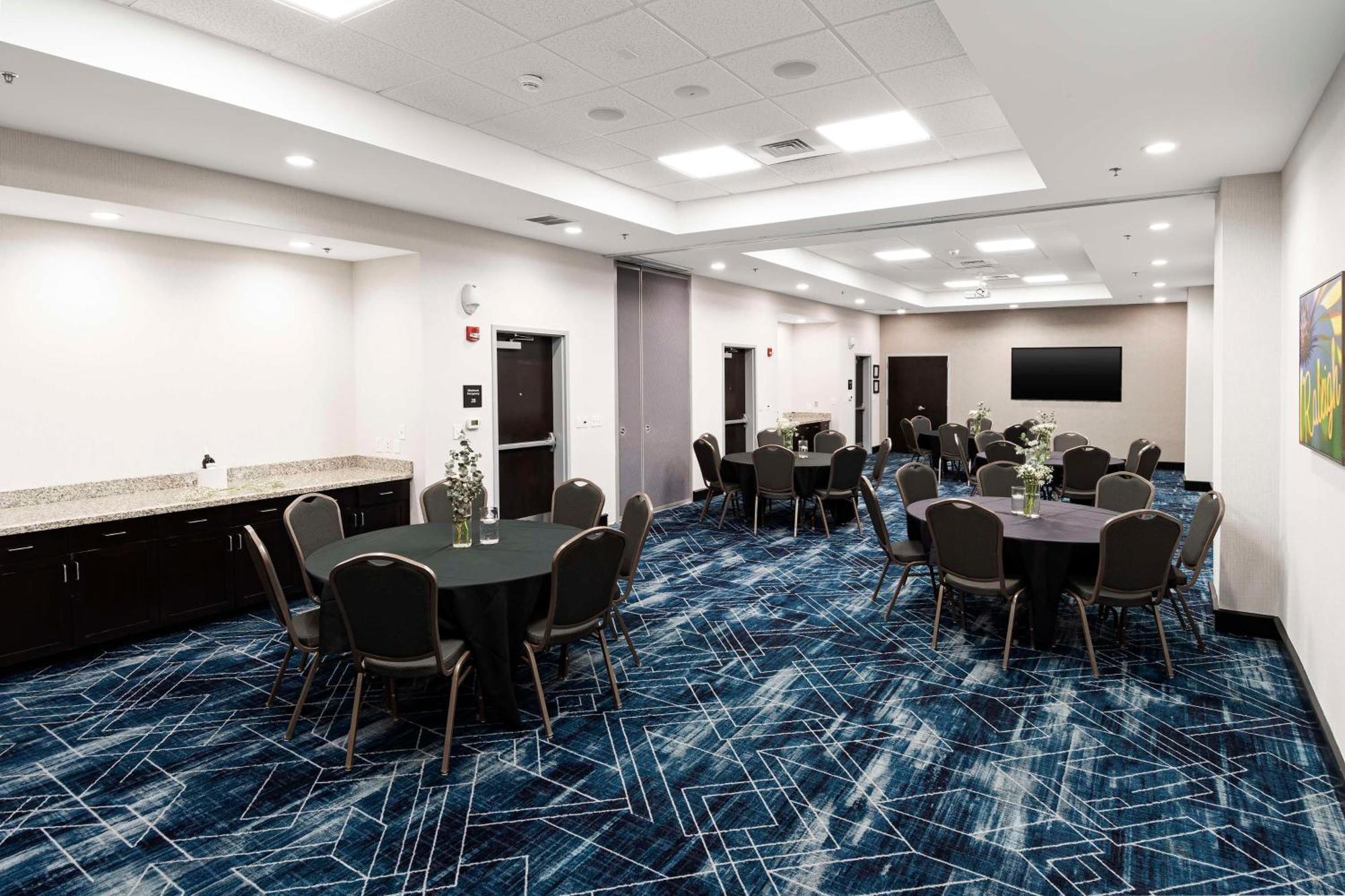 Hampton Inn & Suites - Raleigh Downtown Zewnętrze zdjęcie