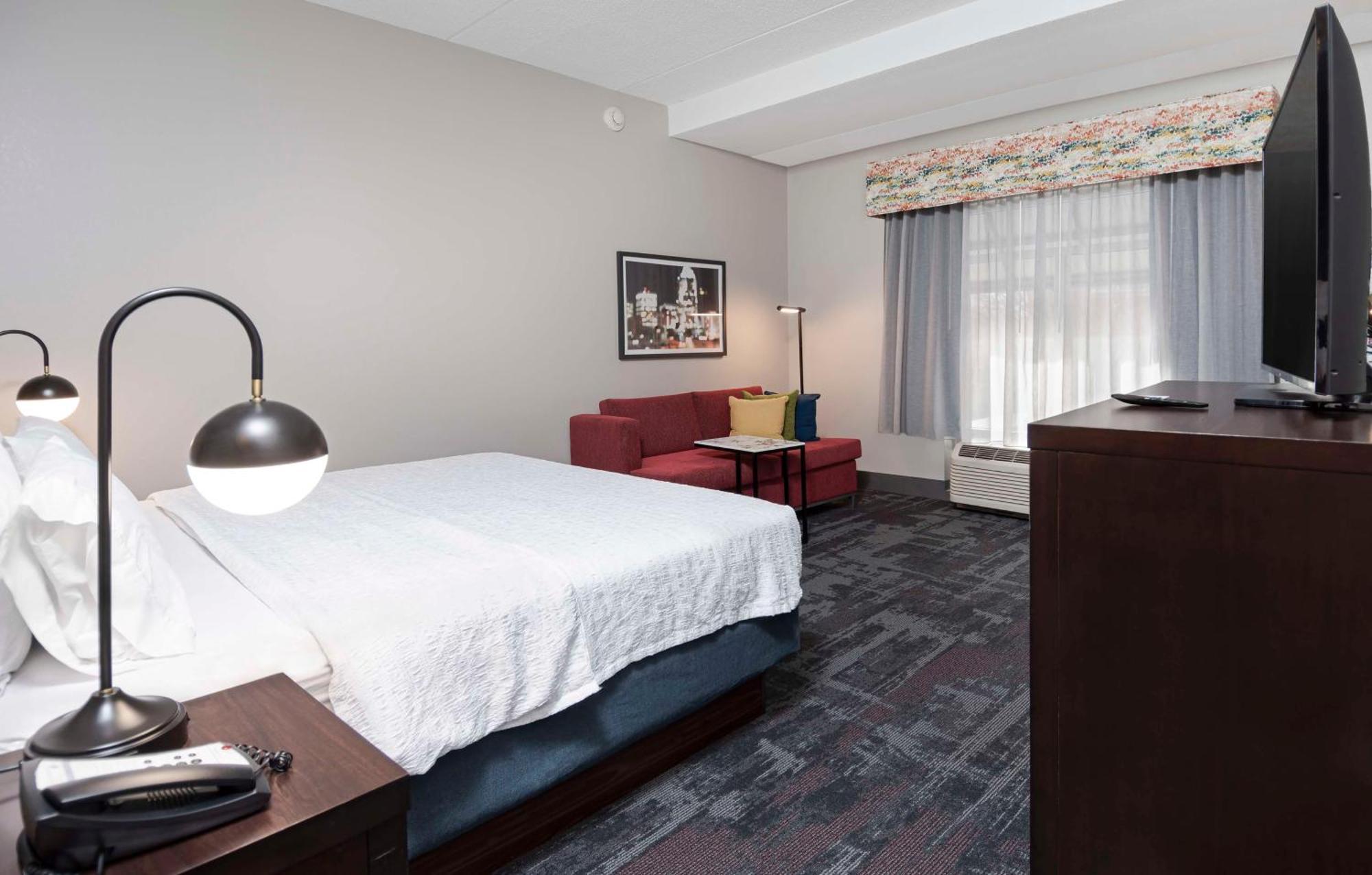 Hampton Inn & Suites - Raleigh Downtown Zewnętrze zdjęcie