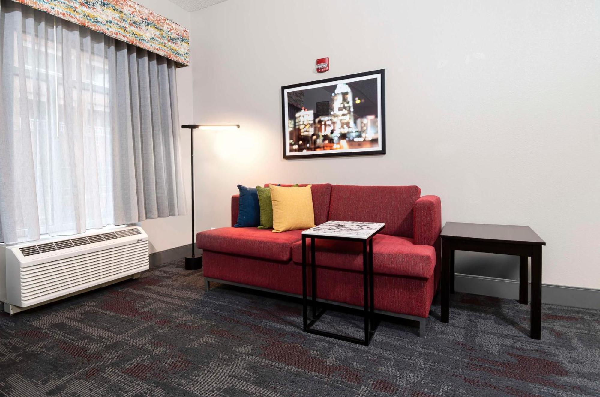 Hampton Inn & Suites - Raleigh Downtown Zewnętrze zdjęcie