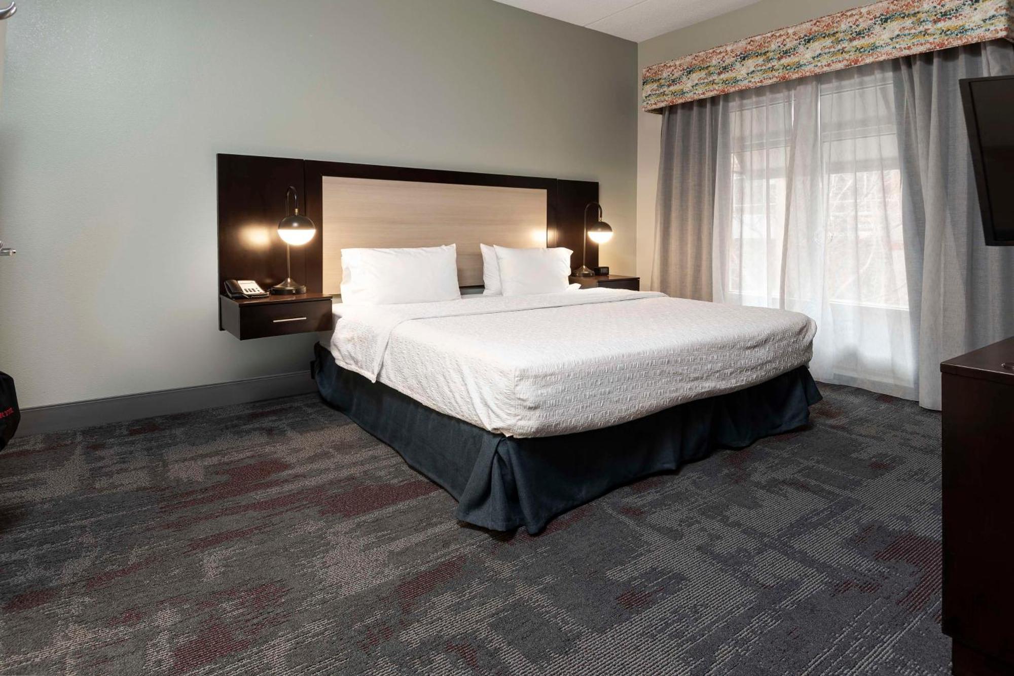 Hampton Inn & Suites - Raleigh Downtown Zewnętrze zdjęcie