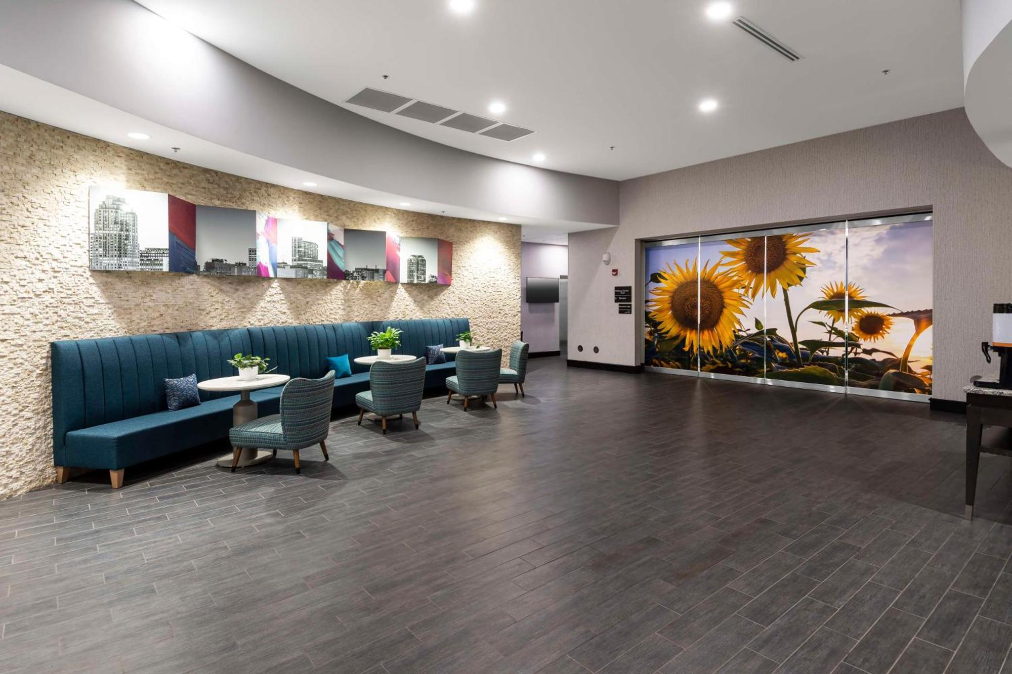 Hampton Inn & Suites - Raleigh Downtown Zewnętrze zdjęcie