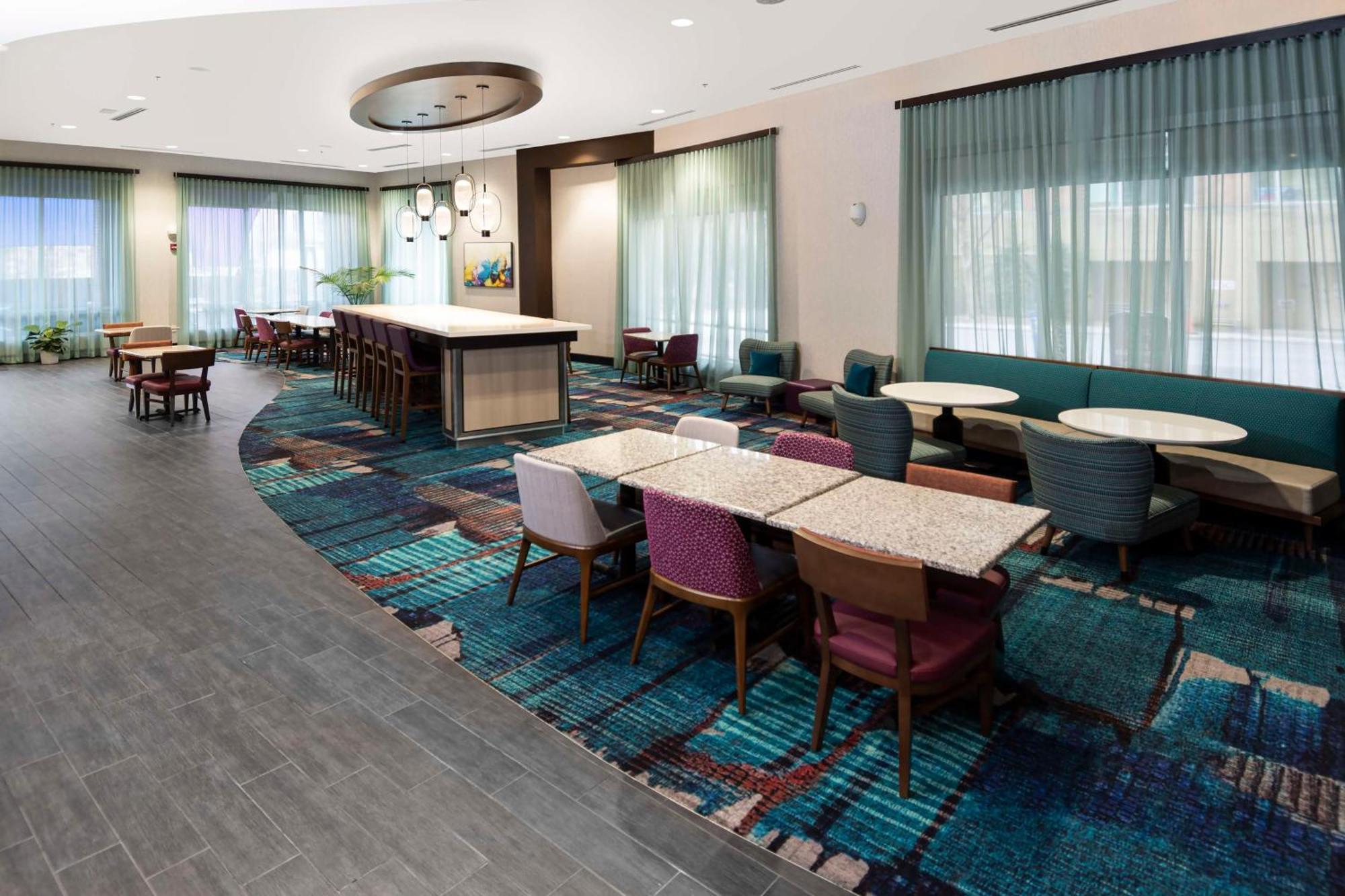 Hampton Inn & Suites - Raleigh Downtown Zewnętrze zdjęcie